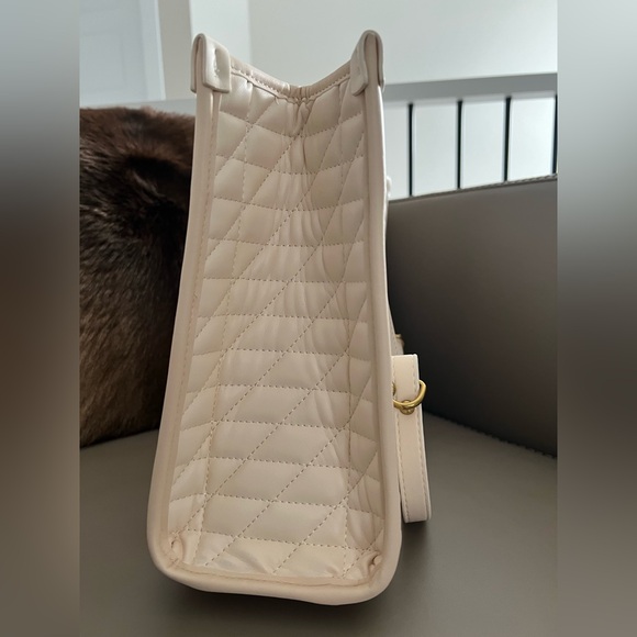 Off-White Quilted Tote with Gold Chain - Picture 3 of 10